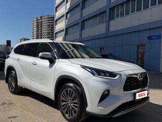 2025 Toyota Highlander IV (XU70), белый, 5400000 рублей, вид 4