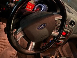 2008 Ford Focus II Рестайлинг, чёрный, 250000 рублей, вид 5