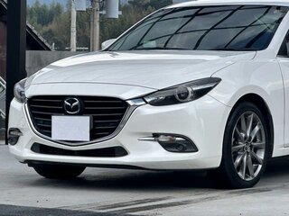 2019 Mazda Axela III Рестайлинг, белый, 957000 рублей, вид 5