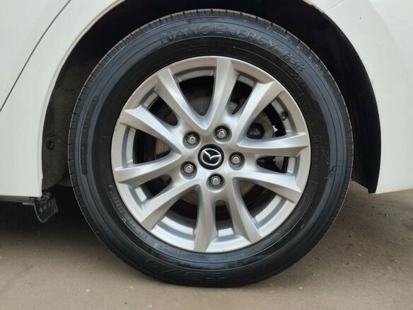 2016 Mazda 3 III (BM), белый, 1159000 рублей - вид 13