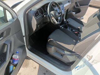 2021 Volkswagen Tiguan II Рестайлинг, белый, 1790000 рублей, вид 3