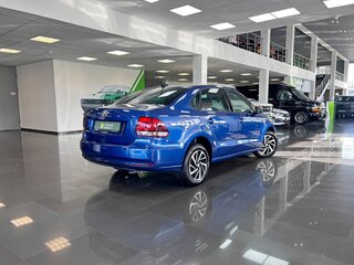 2018 Volkswagen Polo V Рестайлинг, синий, 1320000 рублей, вид 2