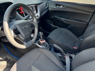 2017 Hyundai Solaris II, синий, 1179000 рублей, вид 5