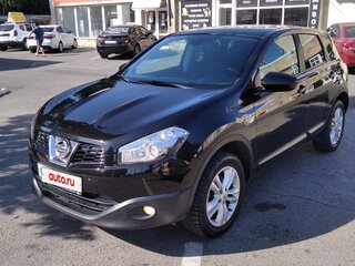 2011 Nissan Qashqai I Рестайлинг, чёрный, 990000 рублей, вид 2