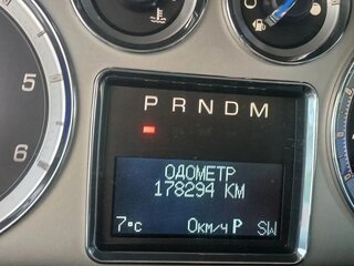 2011 Cadillac Escalade III, серебристый, 2350000 рублей, вид 4