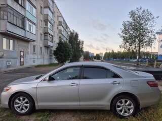 2011 Toyota Camry VI (XV40) Рестайлинг, серебристый, 1340000 рублей, вид 4