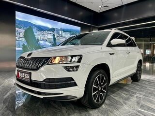 2022 Skoda Karoq DSG7 I, белый, 2049000 рублей, вид 1