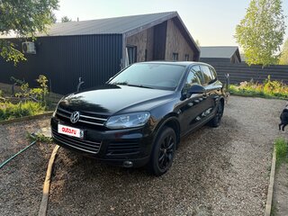 2012 Volkswagen Touareg II, чёрный, 2100000 рублей, вид 1