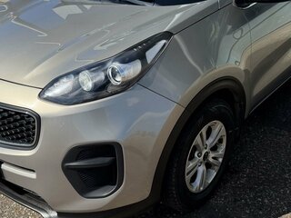 2017 Kia Sportage IV, серебристый, 1415000 рублей, вид 4