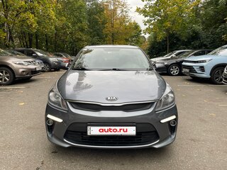 2017 Kia Rio IV, серый, 1180000 рублей, вид 1