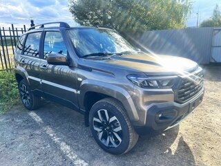 2026 Lada (ВАЗ) Niva Travel I Рестайлинг, коричневый, 1834000 рублей, вид 1
