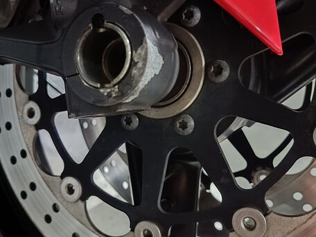2009 Ducati Monster 696, красный, 420000 рублей, вид 5