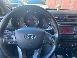 2012 Kia Rio 4-speed III, серый, 740000 рублей, вид 5
