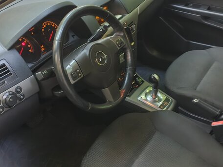 2004 Opel Astra H, серый, 270000 рублей, вид 5