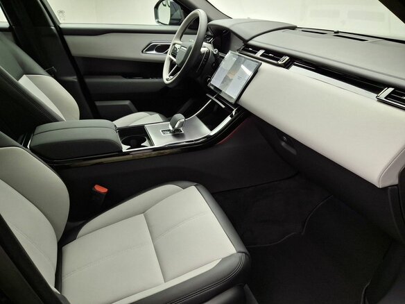 2025 Land Rover Range Rover Velar I Рестайлинг, чёрный - вид 3
