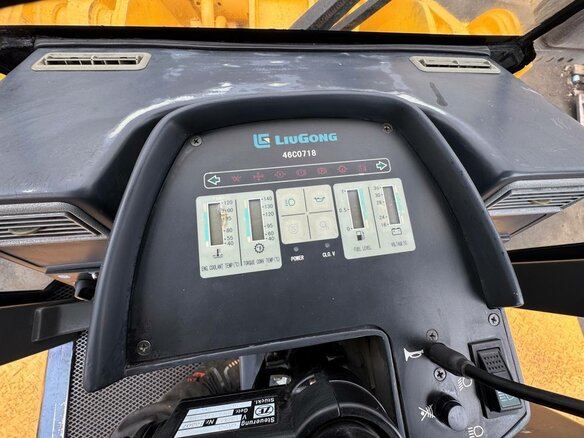 2025 LiuGong CLG 856, жёлтый, 770000 рублей - вид 21