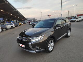 2016 Mitsubishi Outlander III Рестайлинг 2, коричневый, 1680000 рублей, вид 2