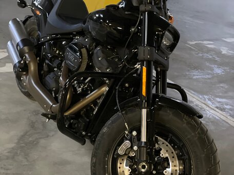 2021 Harley-Davidson Fat Bob, чёрный, 2600000 рублей, вид 1