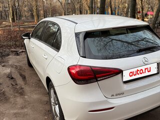 2019 Mercedes-Benz A-Класс 200 IV (W177), белый, 2300000 рублей, вид 4
