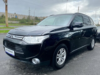2013 Mitsubishi Outlander III, чёрный, 1290000 рублей, вид 4
