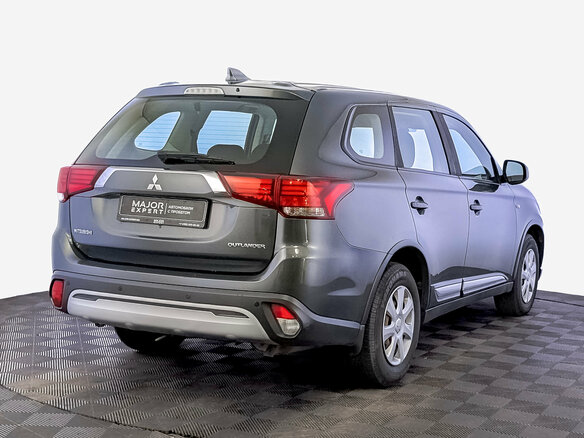 2019 Mitsubishi Outlander III Рестайлинг 3, серый, 1710000 рублей - вид 4