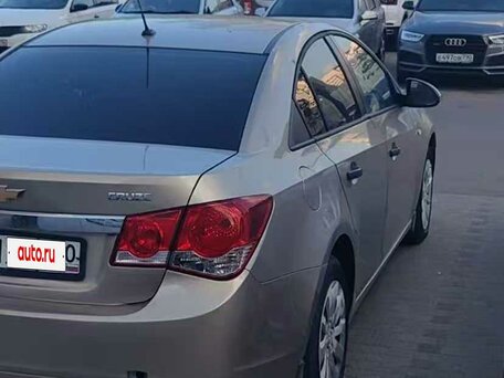 2012 Chevrolet Cruze I, бежевый, вид 2