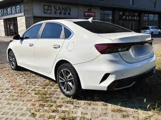 2023 Kia K3 II (China Market) Рестайлинг, белый, 1245177 рублей, вид 4