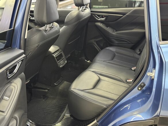 2021 Subaru Forester V Рестайлинг, синий, 2760000 рублей - вид 5
