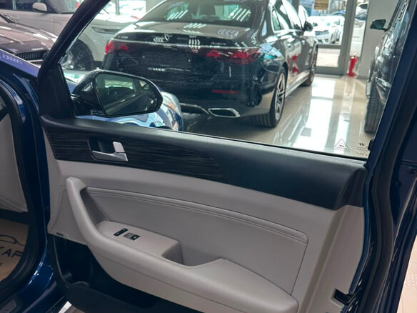 2015 Hyundai Sonata VII (LF), синий - вид 19