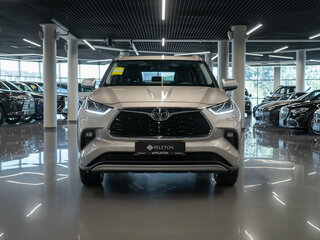 2026 Toyota Highlander IV (XU70), серый, 5750000 рублей, вид 3