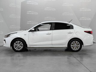 2020 Kia Rio IV, белый, 860000 рублей, вид 2