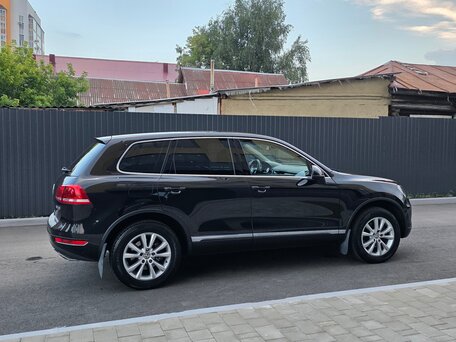 2011 Volkswagen Touareg II, чёрный, 1890000 рублей, вид 4