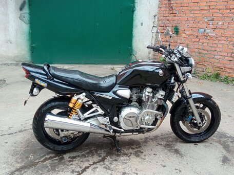 2005 Yamaha XJR1300, чёрный, 450000 рублей, вид 2