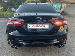 2020 Toyota Camry VIII (XV70), чёрный, 4000000 рублей, вид 3