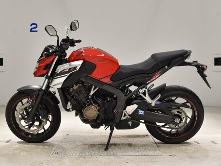 2019 Honda CB 650F, красный, 700000 рублей, вид 3