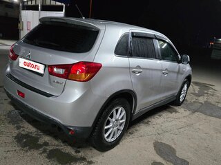 2013 Mitsubishi ASX I Рестайлинг, серебристый, 980000 рублей, вид 4
