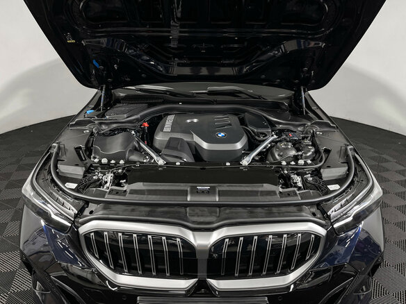 2026 BMW 5 серии 530i xDrive VIII (G60/G61/G68), синий - вид 6