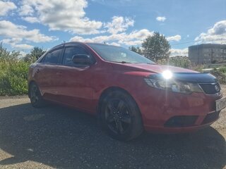 2012 Kia Cerato 6-speed II, красный, 900000 рублей, вид 4