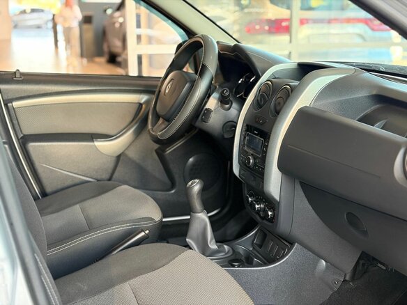 2017 Renault Duster I Рестайлинг, серебристый - вид 6