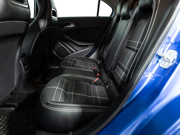 2016 Mercedes-Benz A-Класс 180 III (W176) Рестайлинг, голубой - вид 9