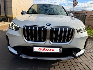 2023 BMW X1 18i sDrive III (U11/U12), белый, 3050000 рублей, вид 2