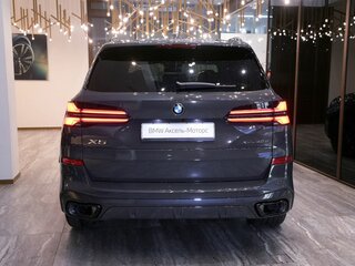 2026 BMW X5 40d IV (G05/G18) Рестайлинг, серый, 18200000 рублей, вид 4