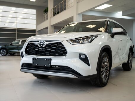 2026 Toyota Highlander IV (XU70), белый, 5200000 рублей, вид 3