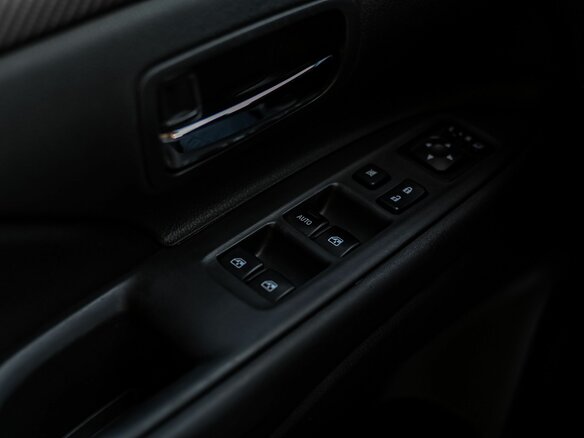2018 Mitsubishi Outlander III Рестайлинг 2, серый - вид 11