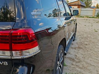 2019 Toyota Land Cruiser 200 Series Рестайлинг 2, чёрный, 4900000 рублей, вид 3