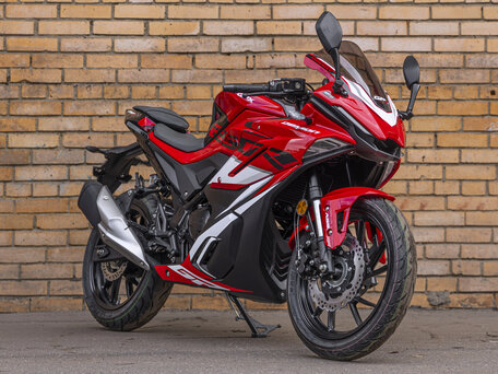 2026 GPX Demon 250 R, красный, 319900 рублей, вид 3