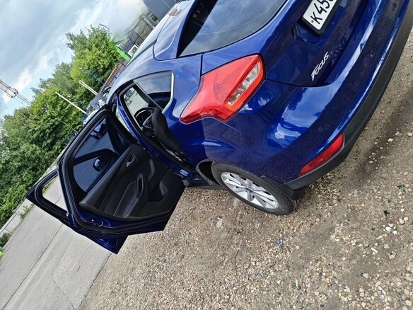 2015 Ford Focus III Рестайлинг, синий, 1050000 рублей - вид 22