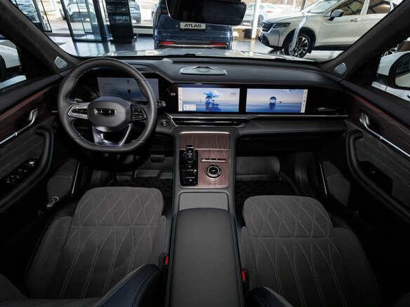 2026 Geely Monjaro I Рестайлинг, белый, 4954990 рублей - вид 15