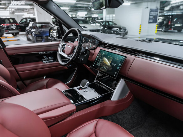 2026 Land Rover Range Rover P530 MHEV Long V, чёрный, 26950000 рублей - вид 9