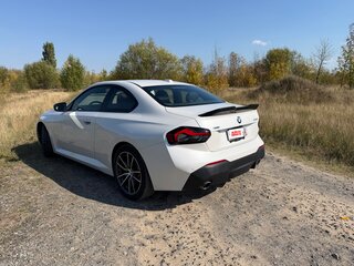 2024 BMW 2 серии 230i xDrive G42 Рестайлинг, белый, 4650000 рублей, вид 5